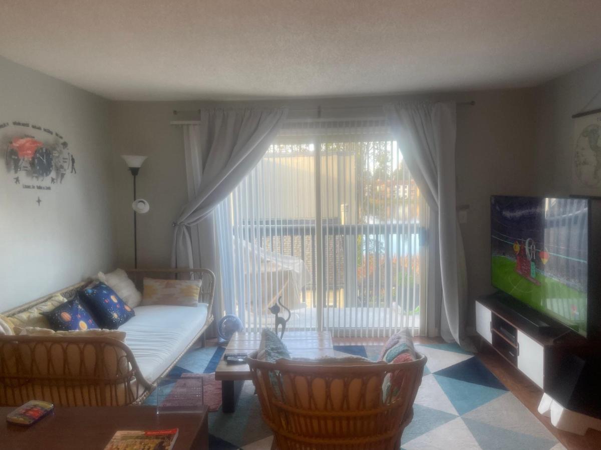 Shared Space With Private Room In Beautiful Lakefront Apartment Federal Way Esterno foto