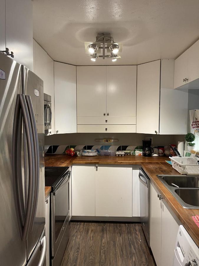 Shared Space With Private Room In Beautiful Lakefront Apartment Federal Way Esterno foto